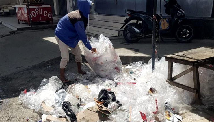Aksi Bersih Lokasi Pasar Senggol Tuai Pujian dari&nbsp;Warga