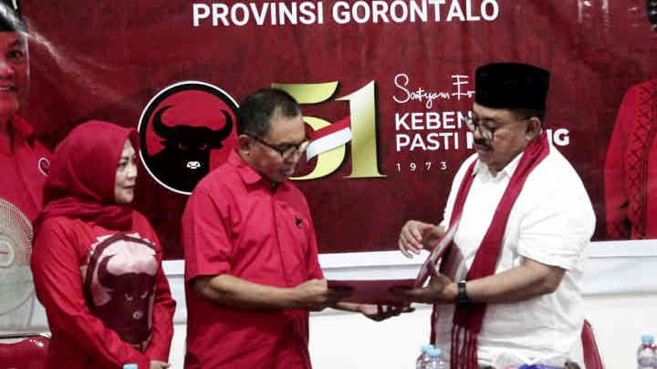 Jadi yang Pertama Mendaftar, PDIP Gorontalo Puji Komitmen Tonny Uloli