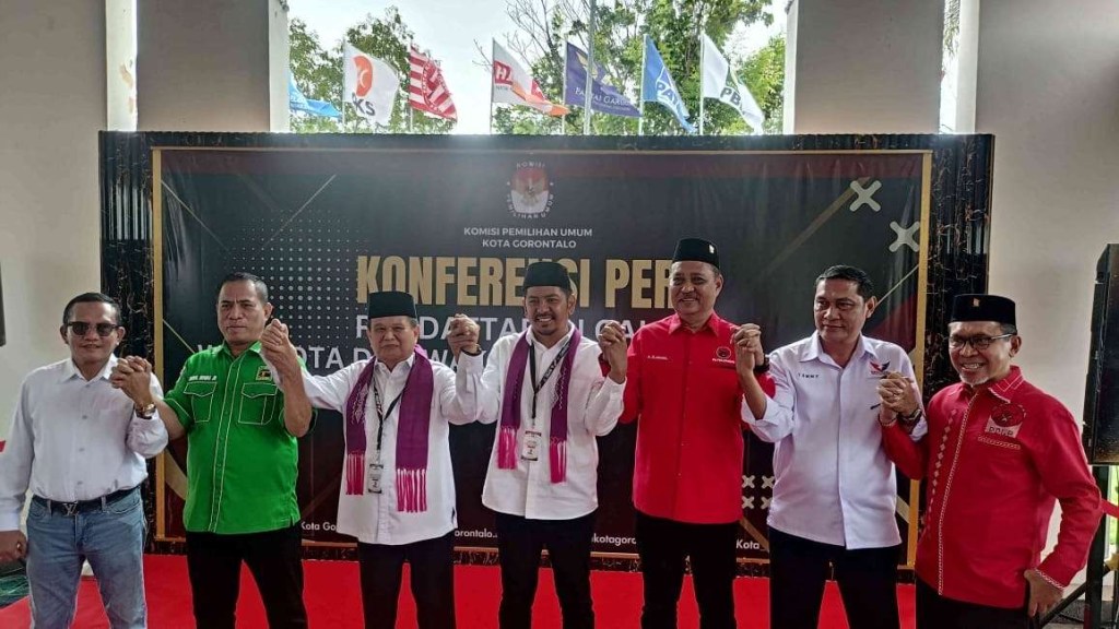 Idris – Andi Resmi Mendaftar di KPU Kota&nbsp;Gorontalo