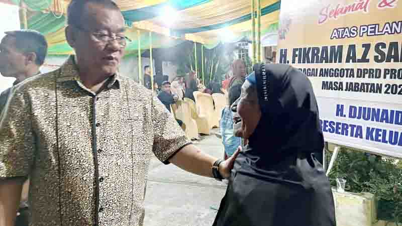 Fikram Salilama Gelar Tasyakuran dengan Warga&nbsp;Tenda